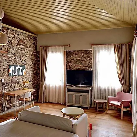 Hotel Bono Old Town İçmeler